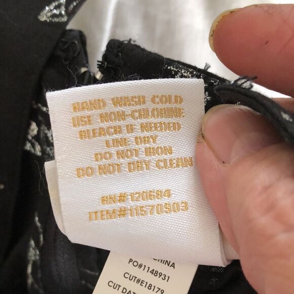 Hot Topic Sailor Moon Skirt with Suspenders Size XS Gently used Black/Silver - Picture 5 of 6